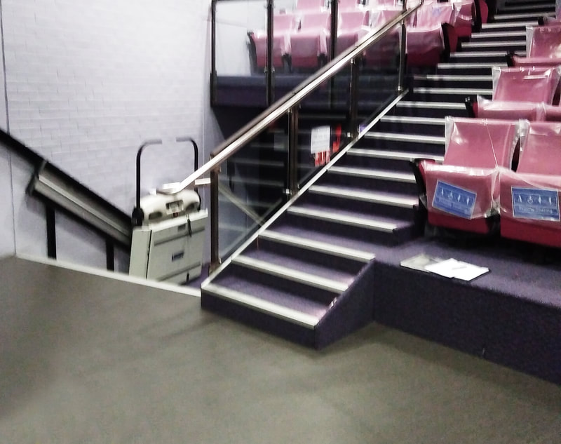 The theatre in Questacon - including a lift for wheelchair access.